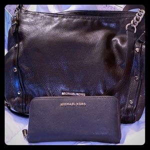 MK Leather purse with wallet